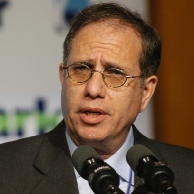 ד